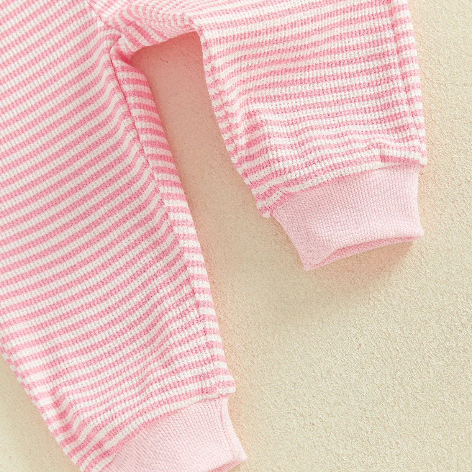 ONE GOOSE Striped Outfit
