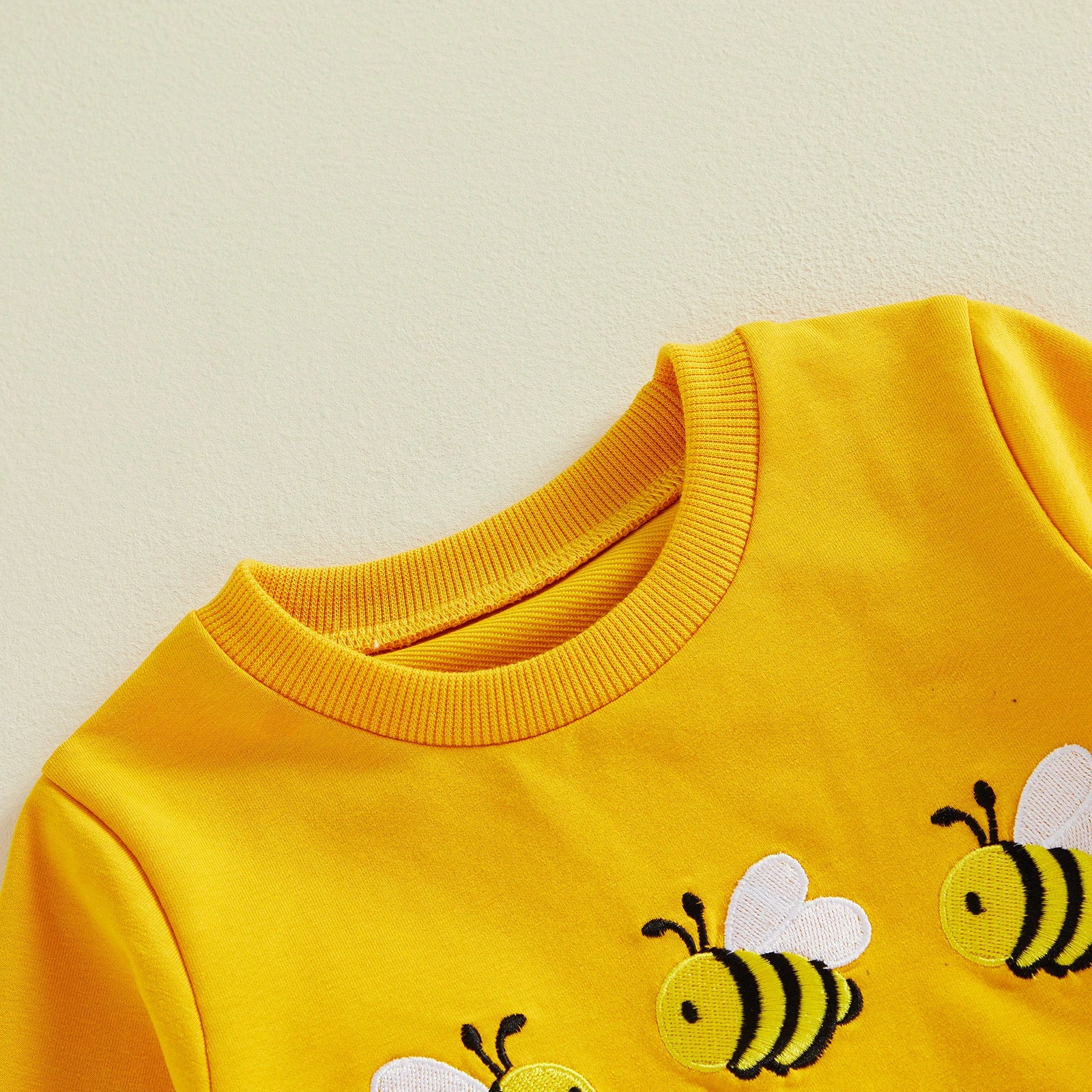 BUMBLE BEE Yellow Outfit