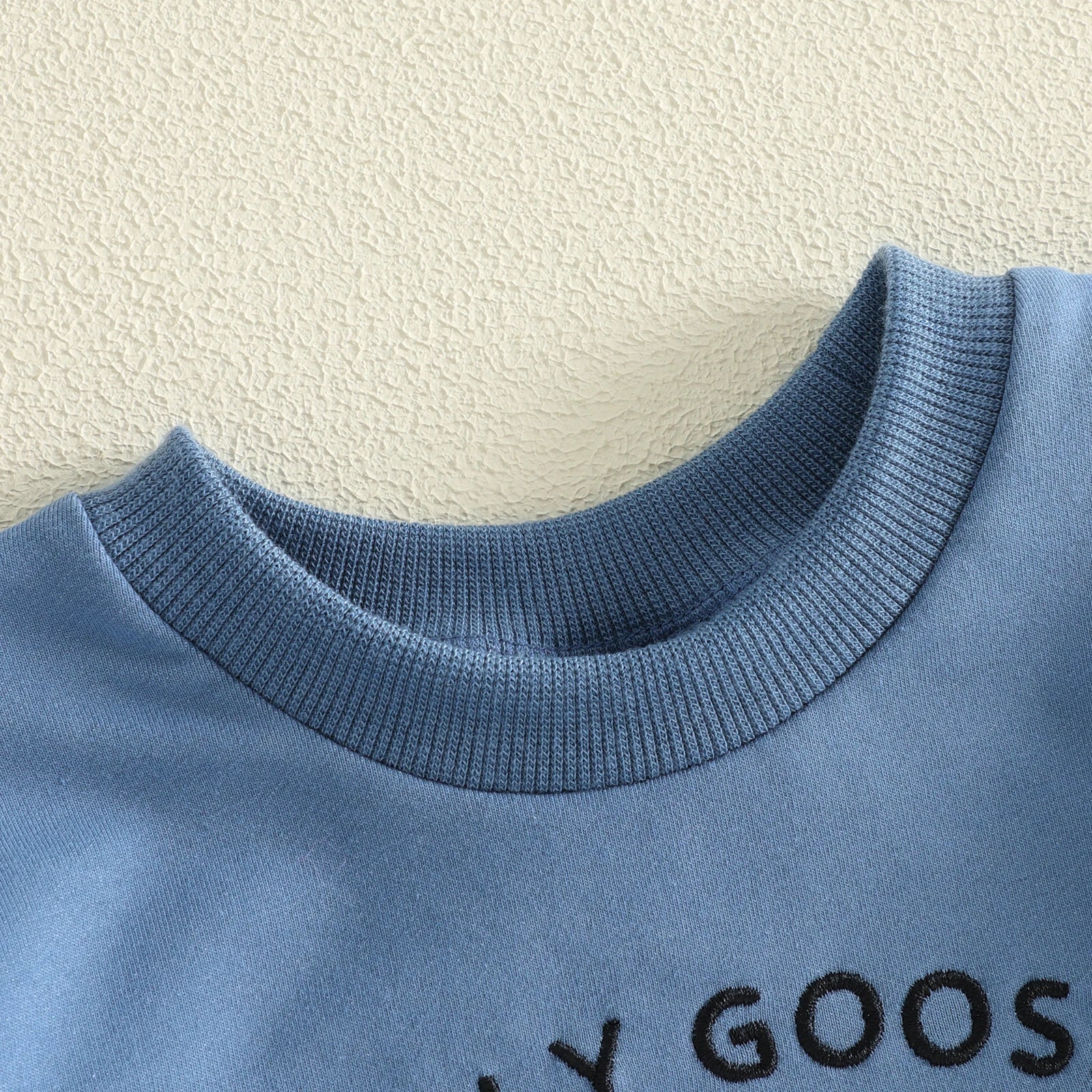 SILLY GOOSE ON THE LOOSE Sweatshirt