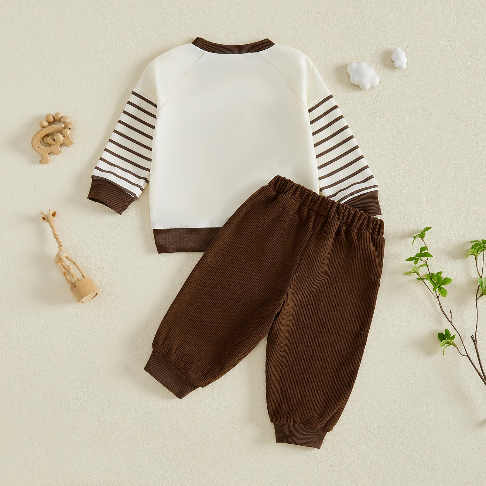 LITTLE EXPLORER Outfit
