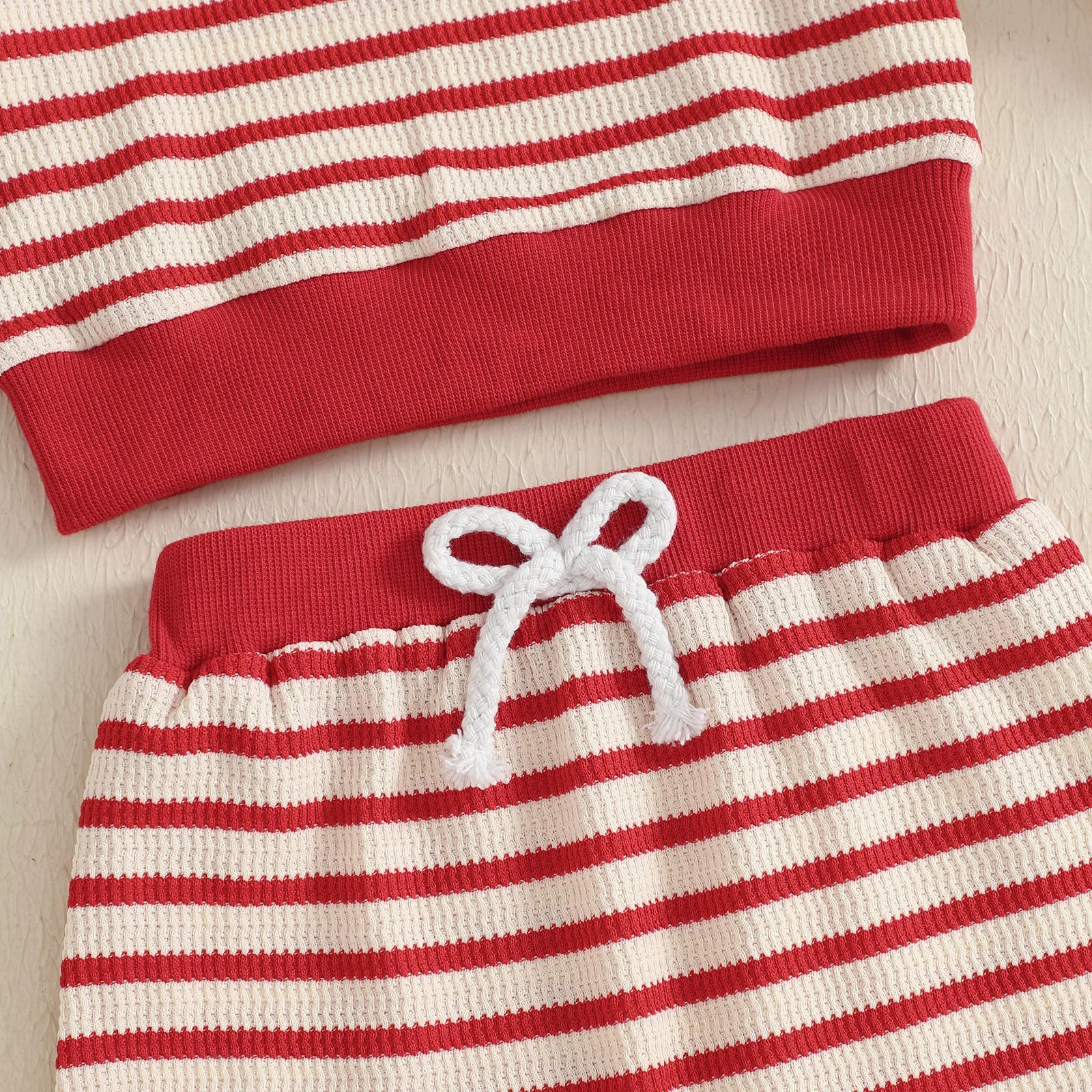STRAWBERRY Striped Outfit