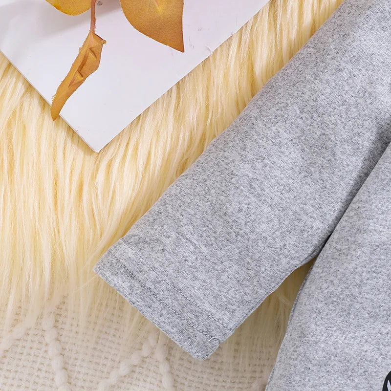 LITTLE ELEPHANT Outfit with Beanie