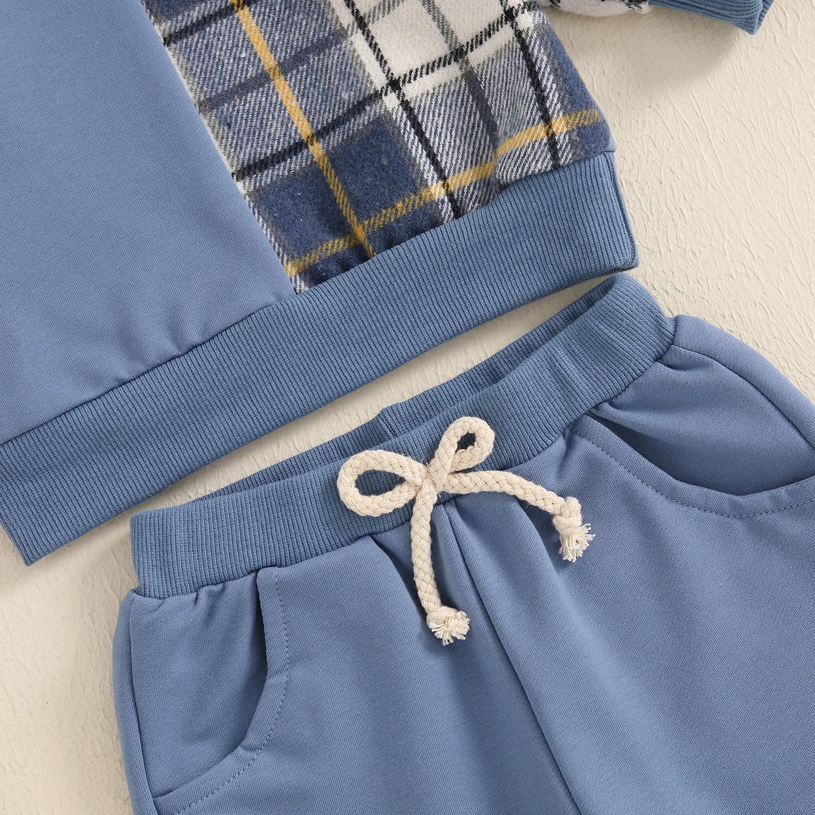 FINNEGAN Plaid Outfit