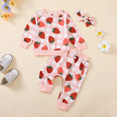 STRAWBERRY Outfit