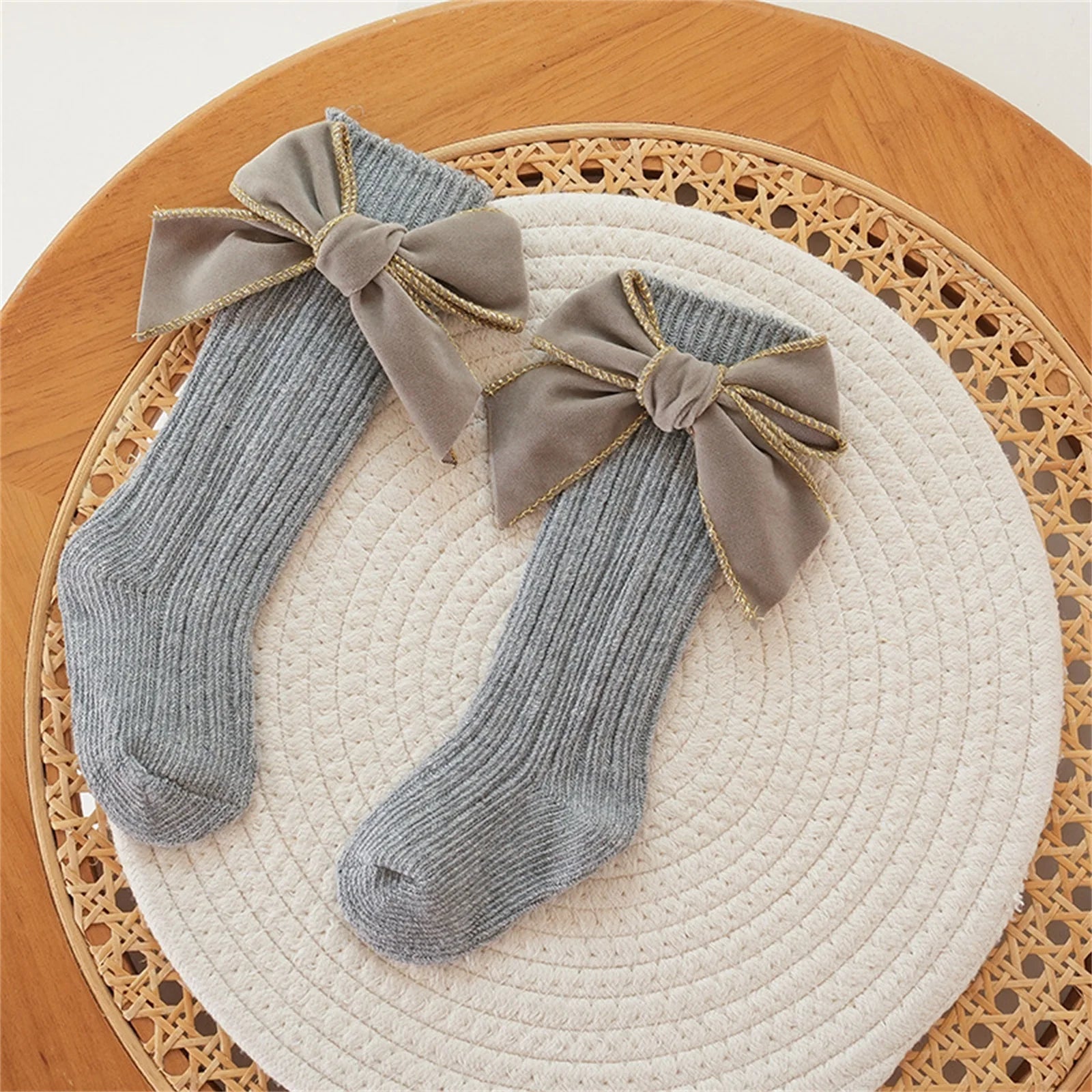 MARY Velvet Bow Socks