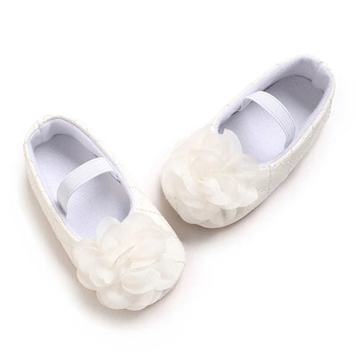 LITTLE HEARTS Strap Shoes