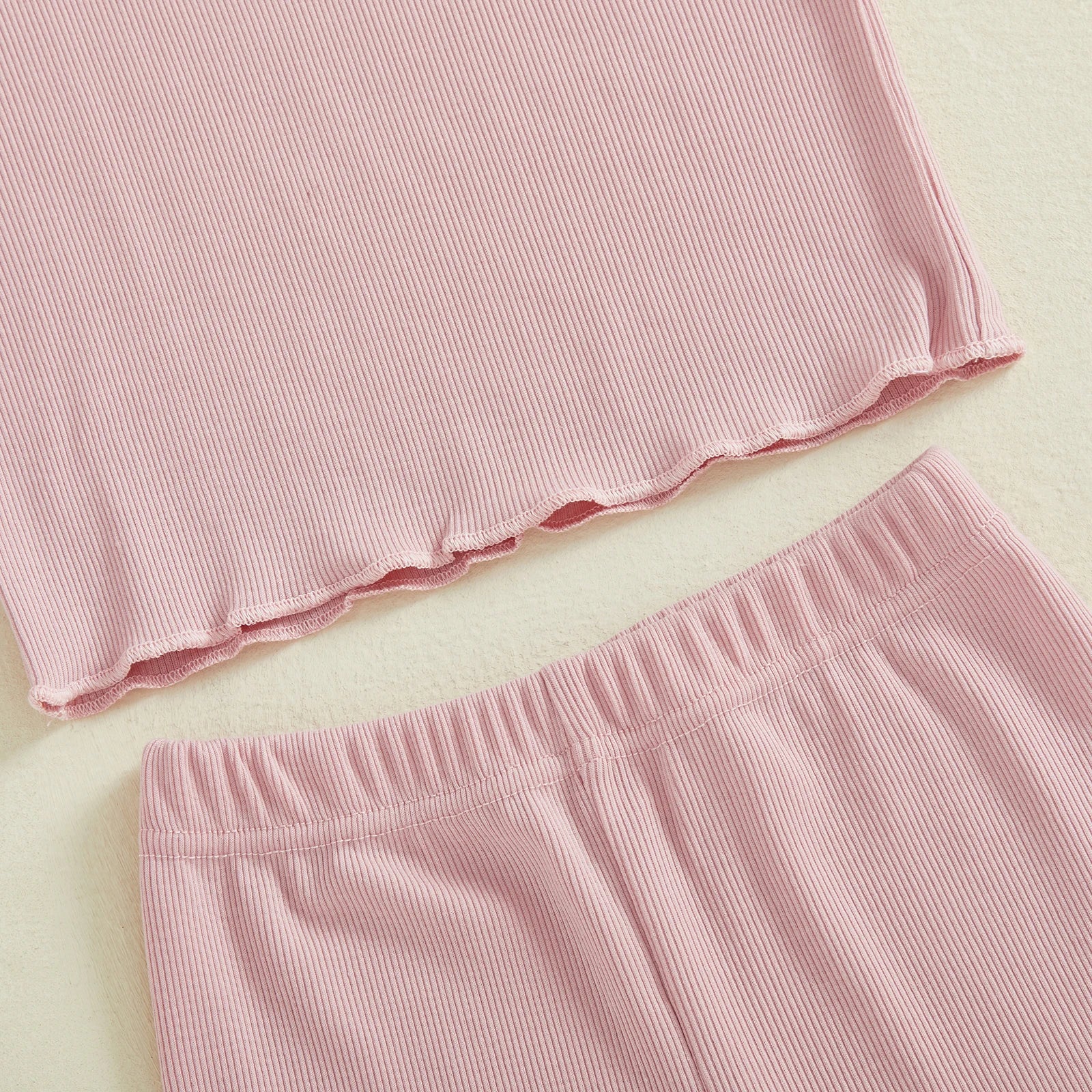 LITTLE BOWTIE Ribbed Ruffle Outfit