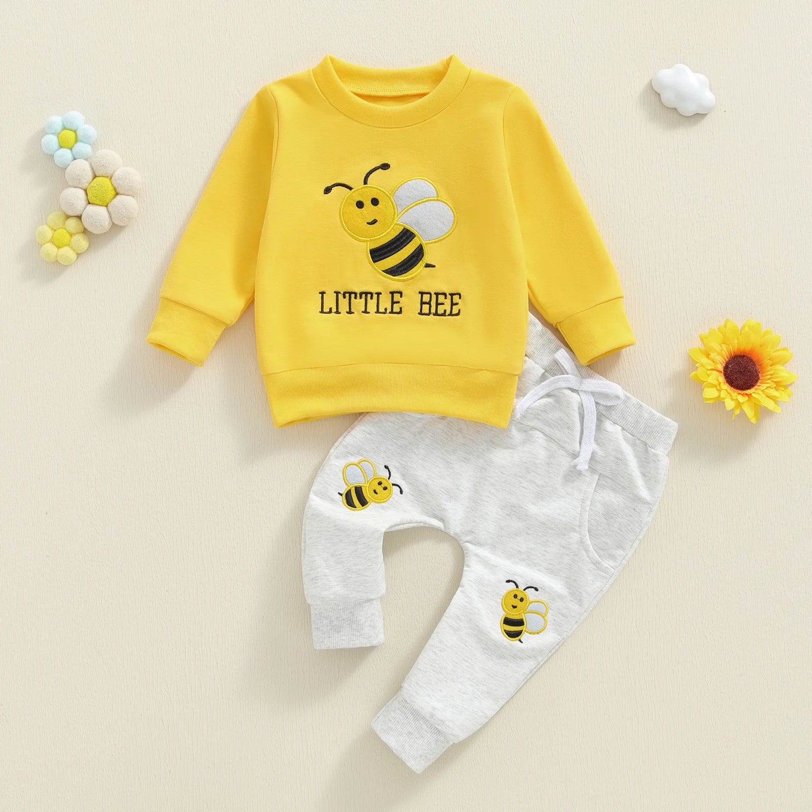 LITTLE BEE Outfit