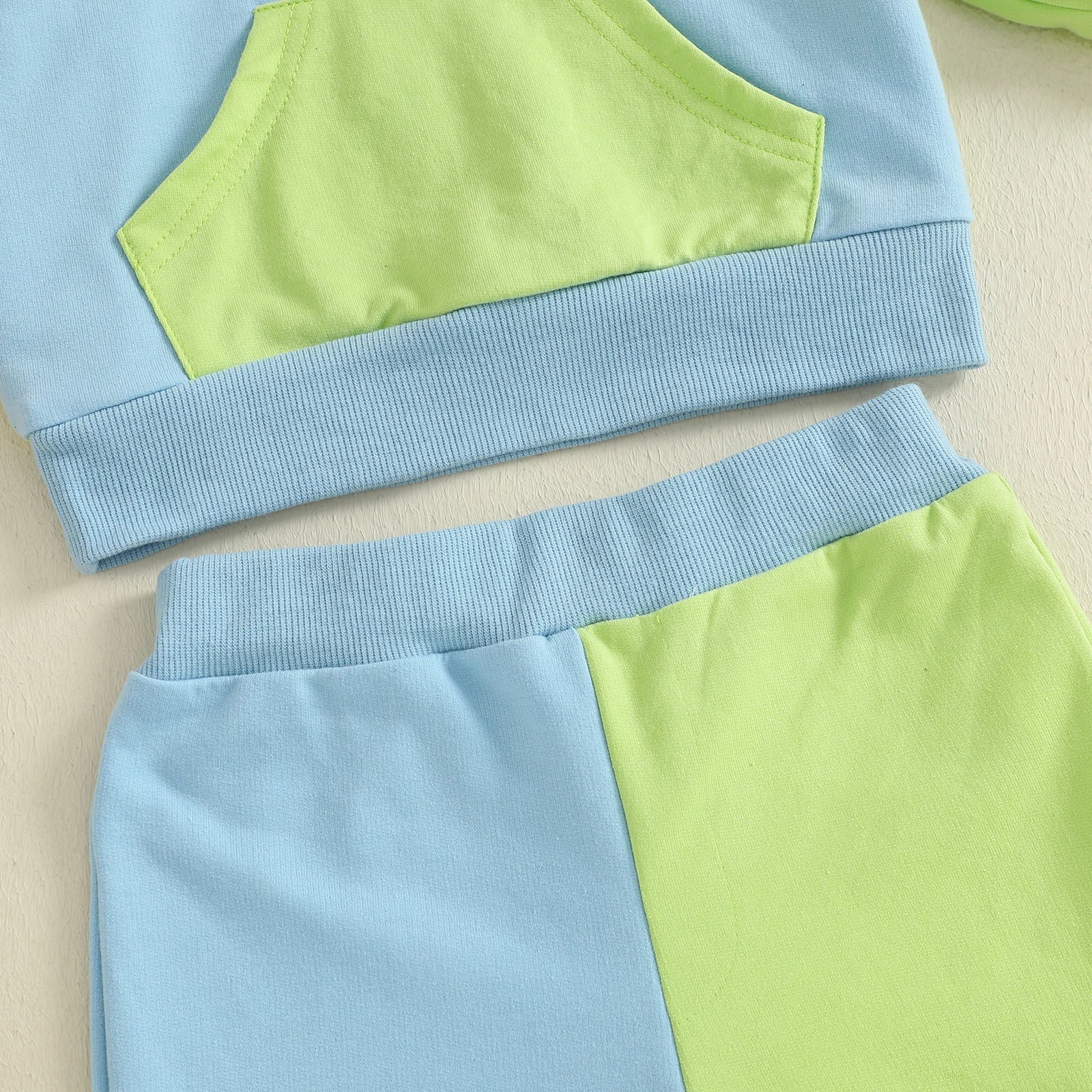 COLOR BLOCK Hoody Outfit