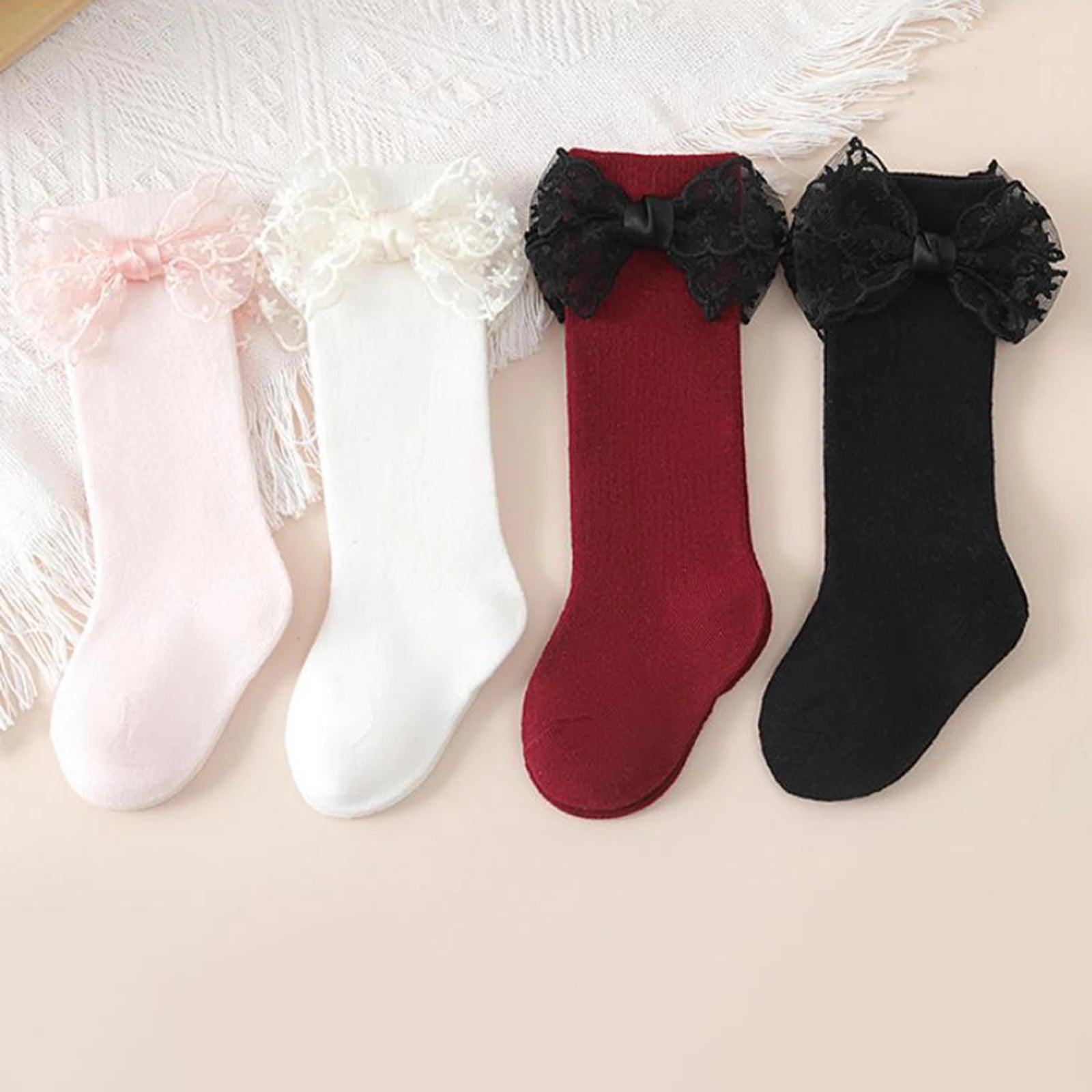 MARIETTA Lace Bowtie Socks