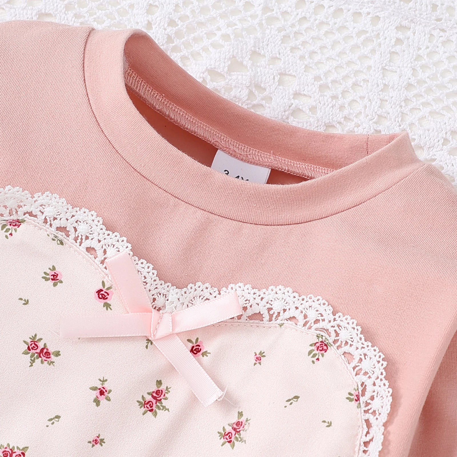 BIG HEART Bellbottoms Outfit