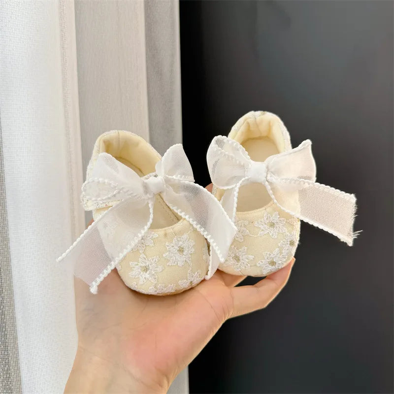 DAISY Bowtie Slippers