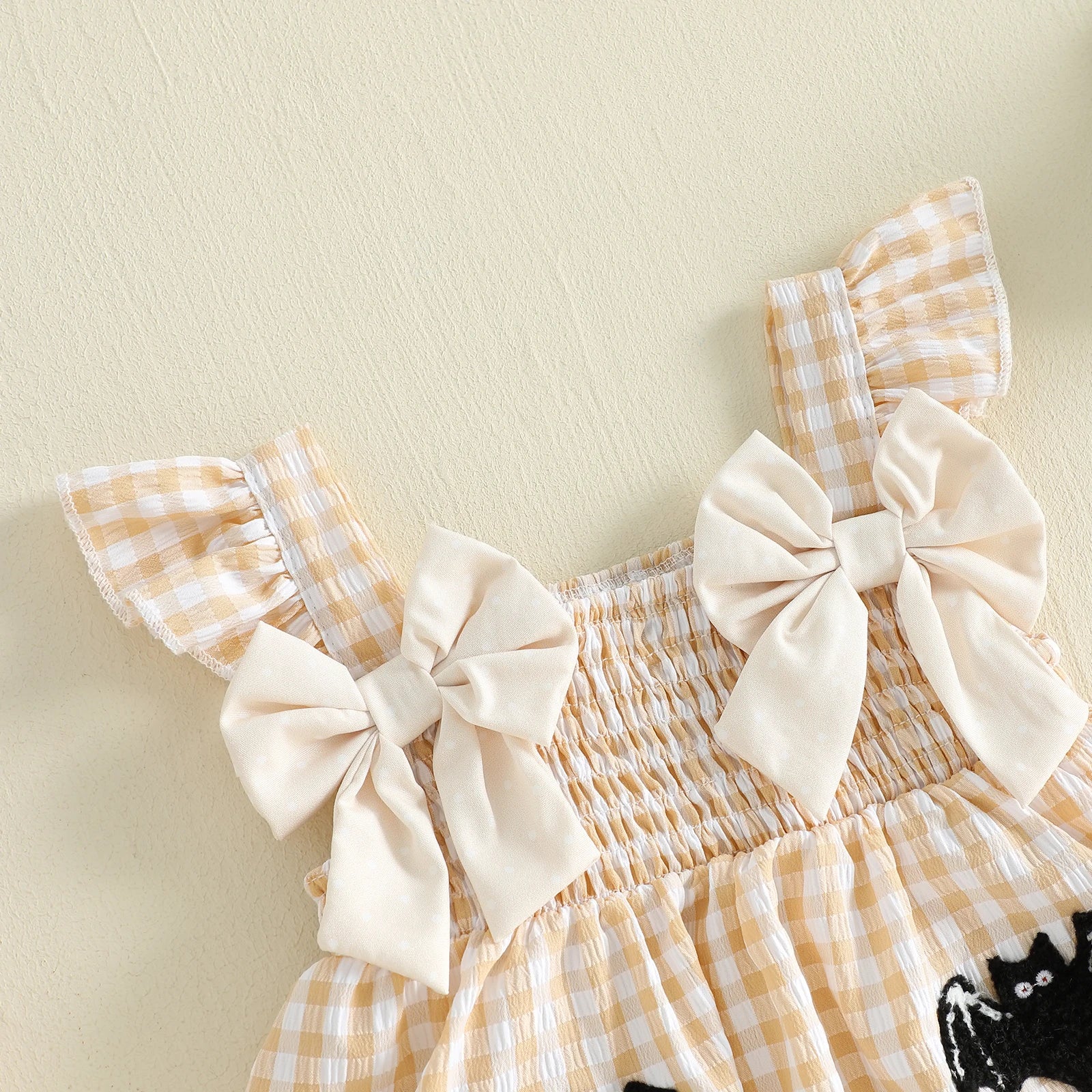 SPOOKY Checkered Bowtie Outfit