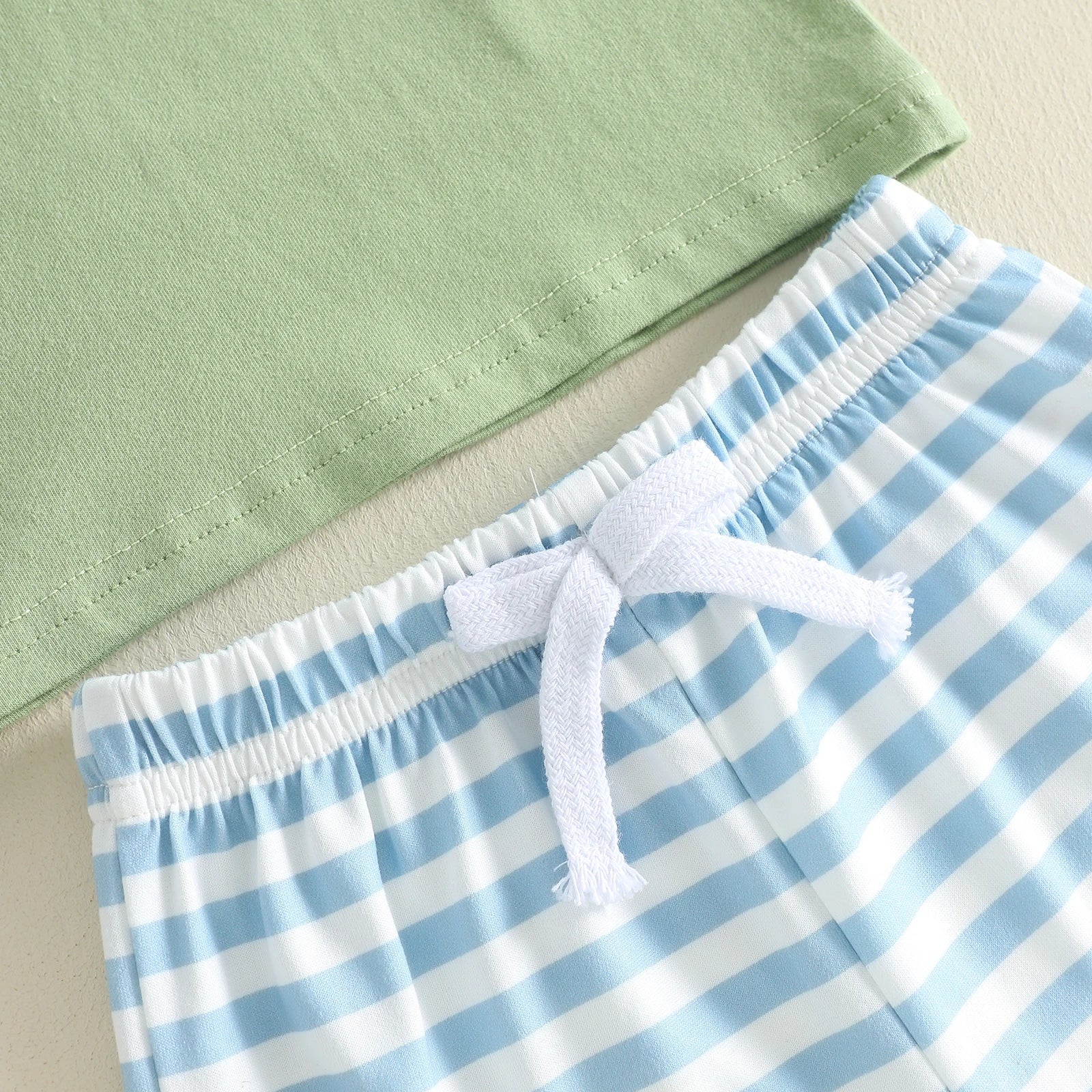 TURTLE Striped Outfit