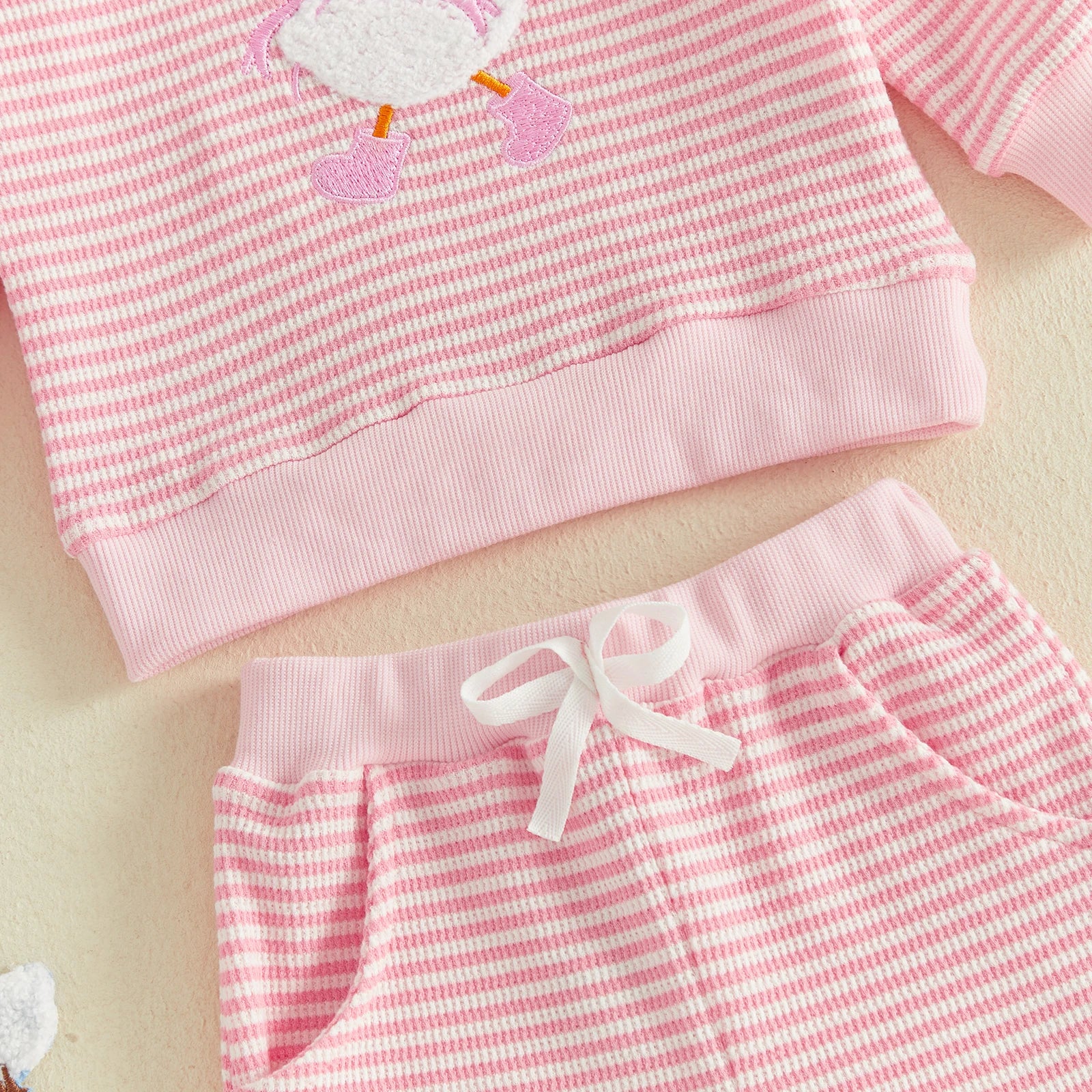 ONE GOOSE Striped Outfit