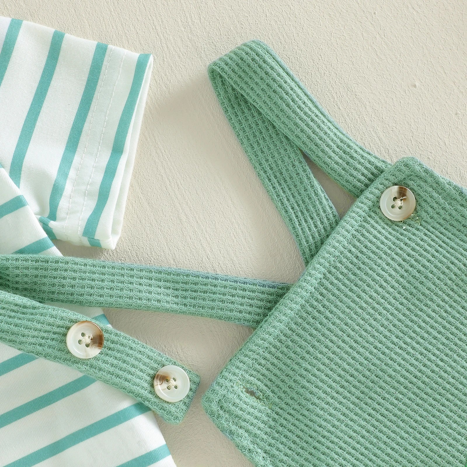 LITTLE DREAMER Overalls with Beanie