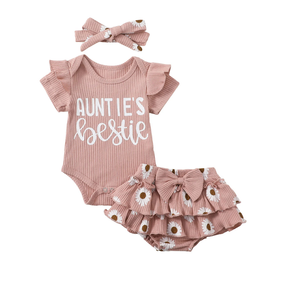 AUNTIE'S BESTIE Daisy Ruffle Outfit