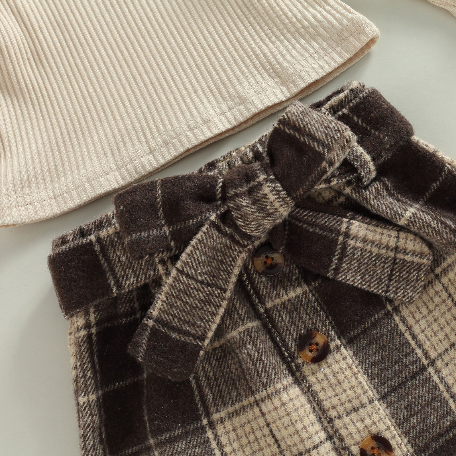 SAMANTHA Plaid Skirt Outfit