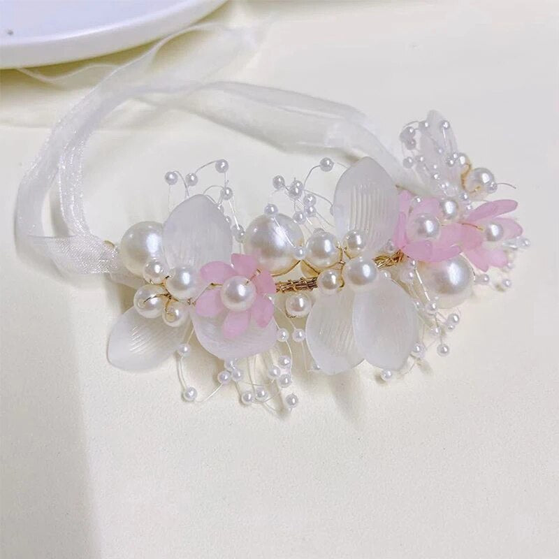 FLOWERS & PEARLS Wreath