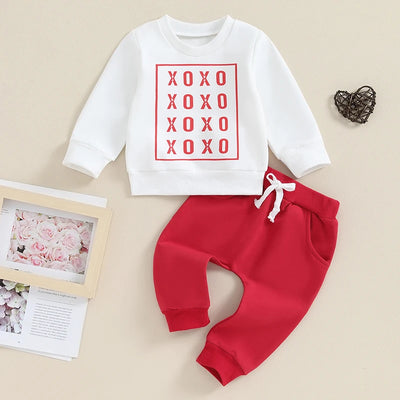 XOXO Outfit