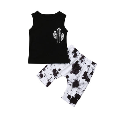 CACTUS Monochrome Summer Outfit