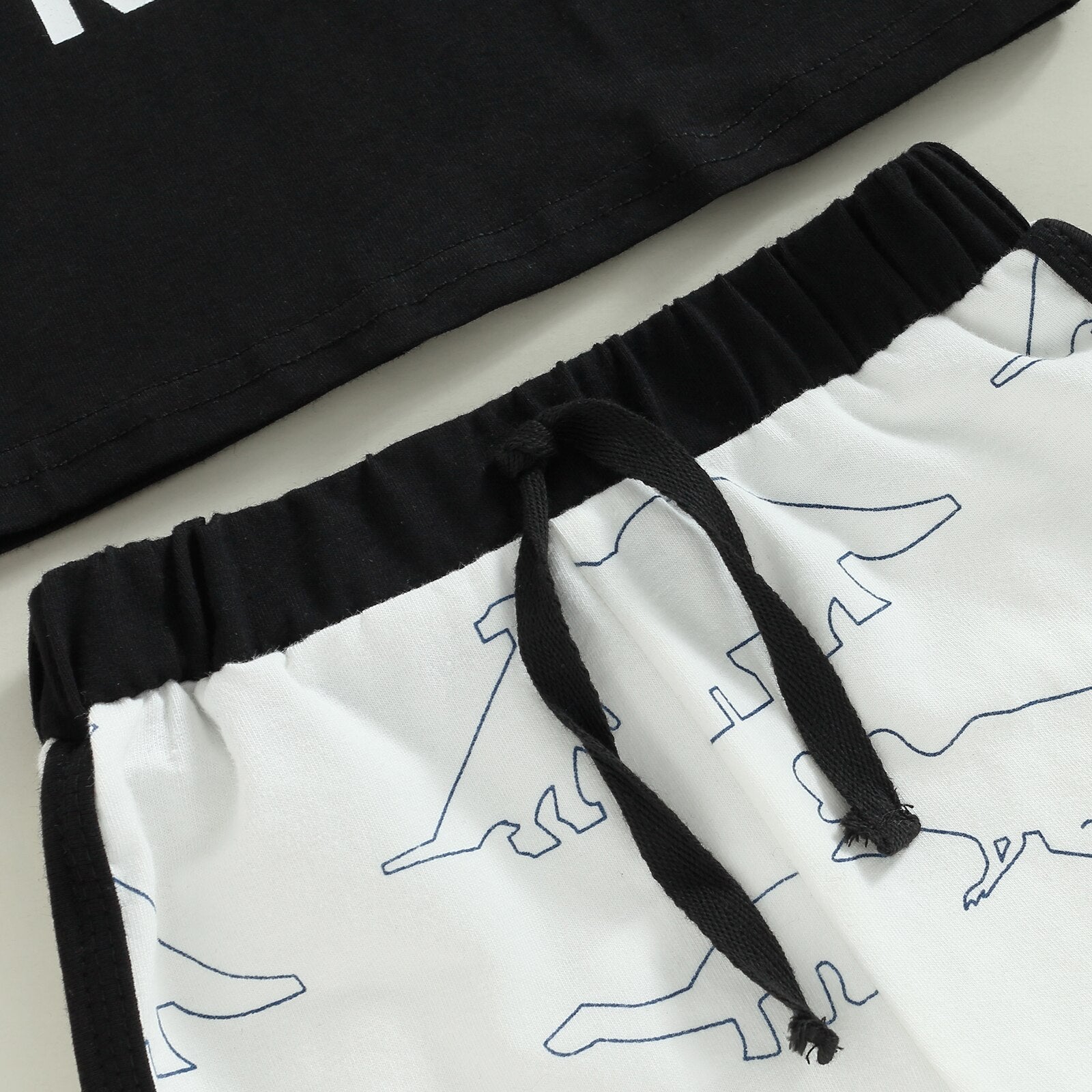 LET'S BE FRIENDS Outfit