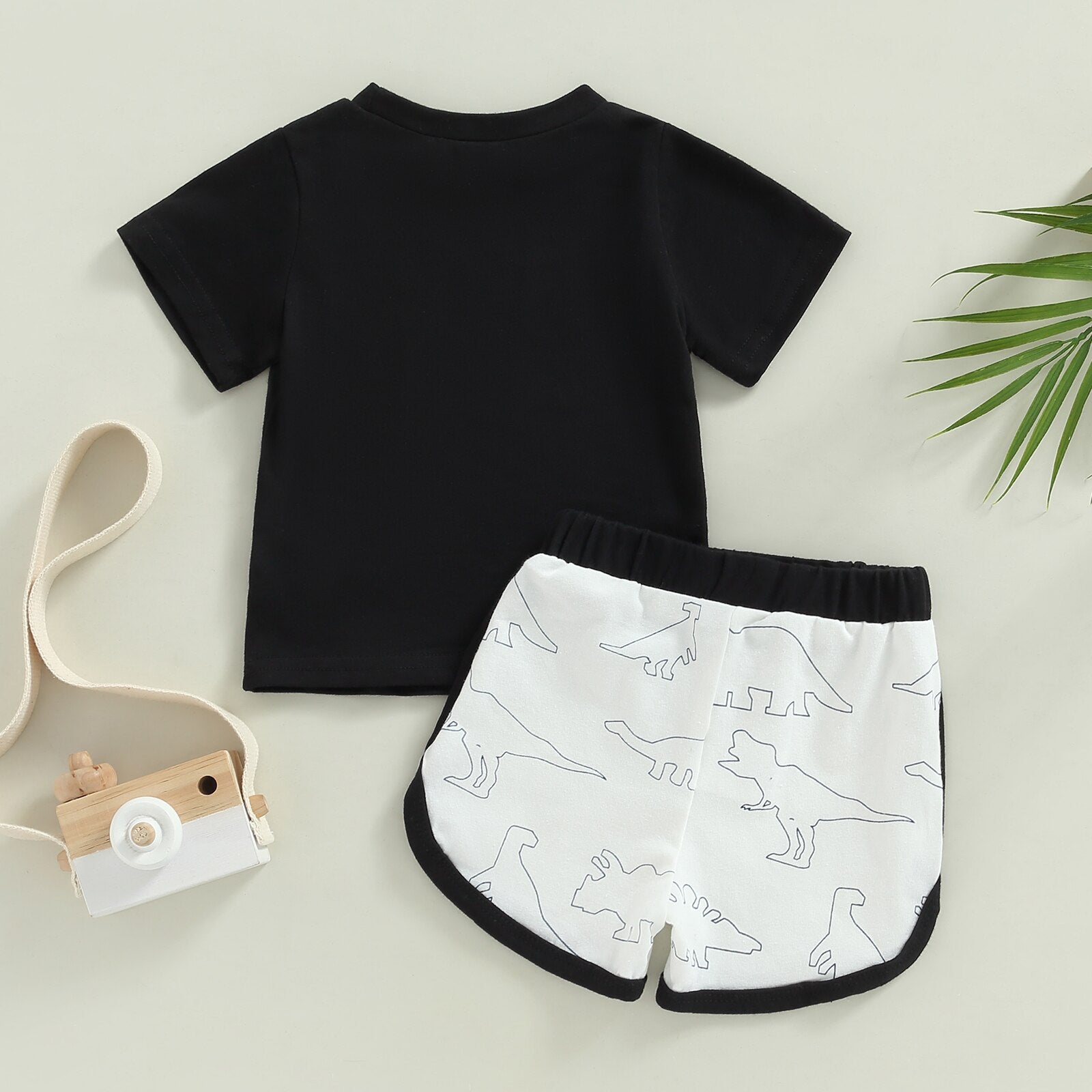 LET'S BE FRIENDS Outfit