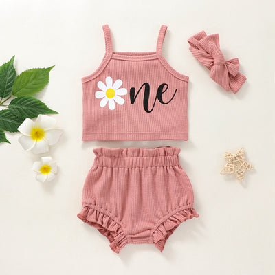 ONE Daisy Crop Top Outfit