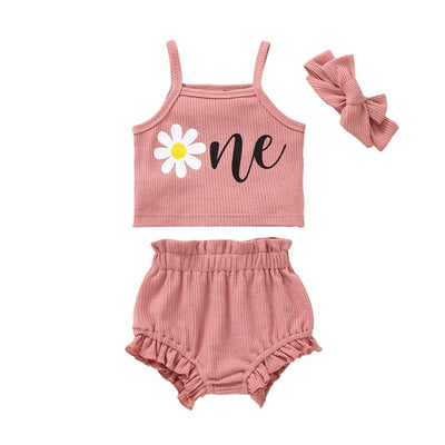 ONE Daisy Crop Top Outfit