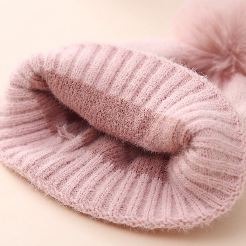 HEART Pompom Beanie