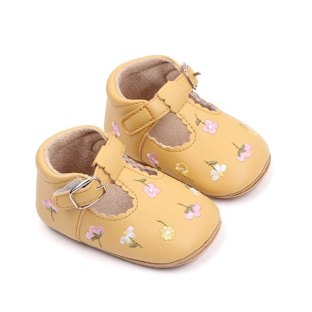 MOLLY Flower Shoes