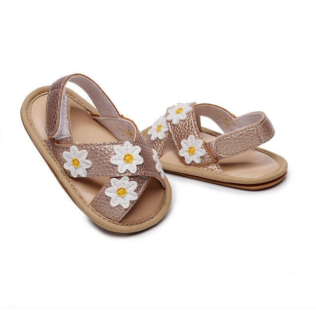 DAISIES Crossover Sandals